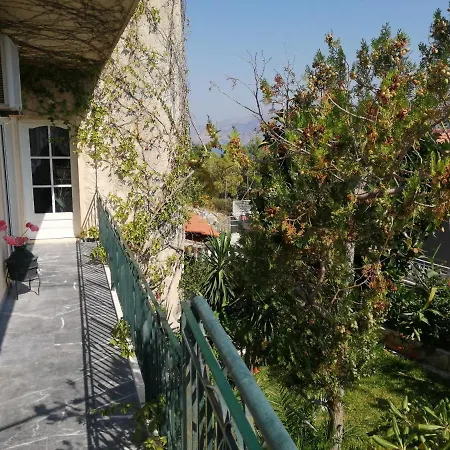 Apartment Big For 2- 5 Persons *